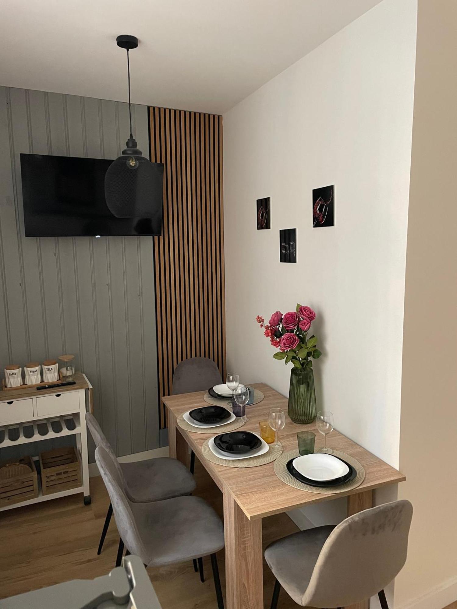 Peterfia Boutique Apartments ديبريتْسين المظهر الخارجي الصورة