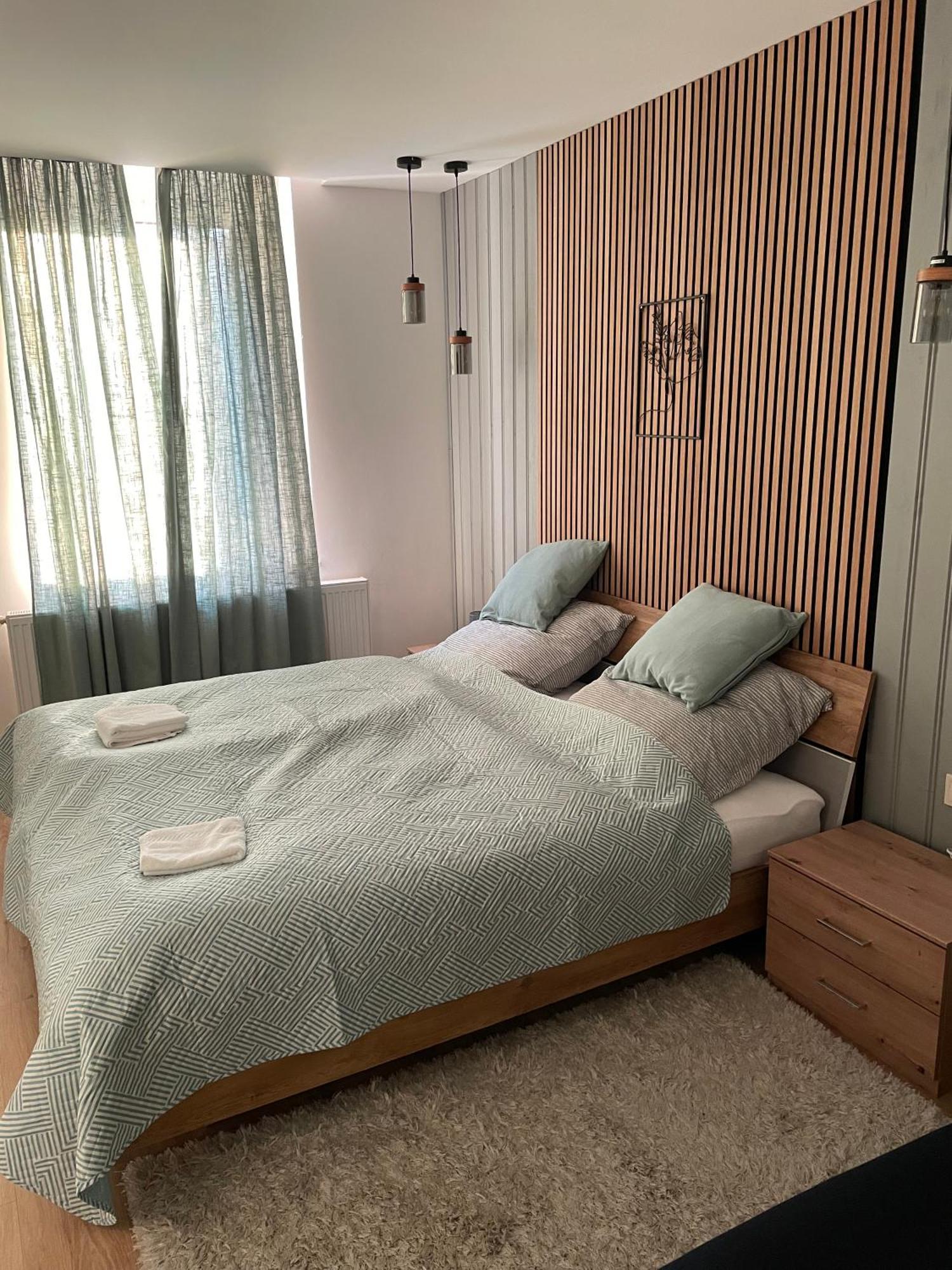 Peterfia Boutique Apartments ديبريتْسين المظهر الخارجي الصورة